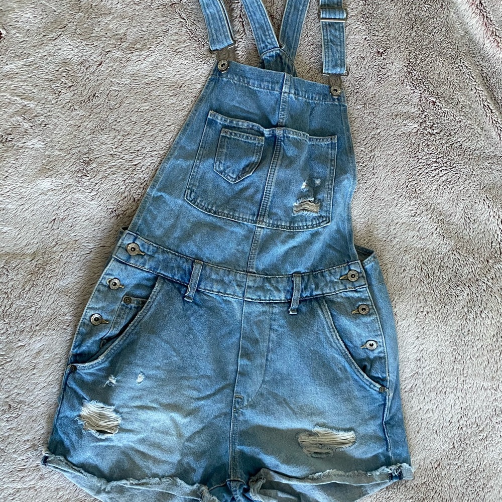 H&M Short dungaree.